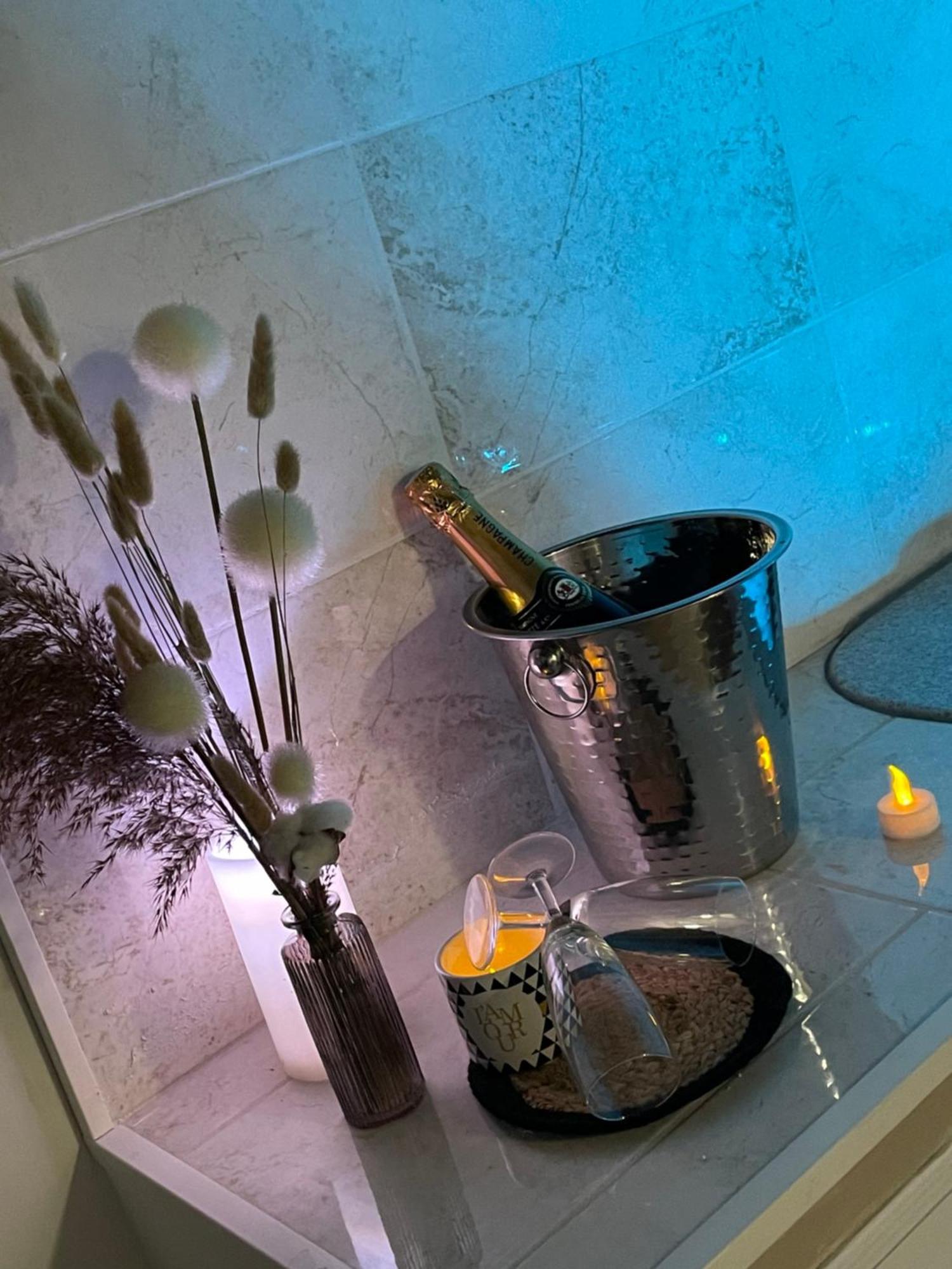 Lacher-Prise Spa Bouillargues Dış mekan fotoğraf